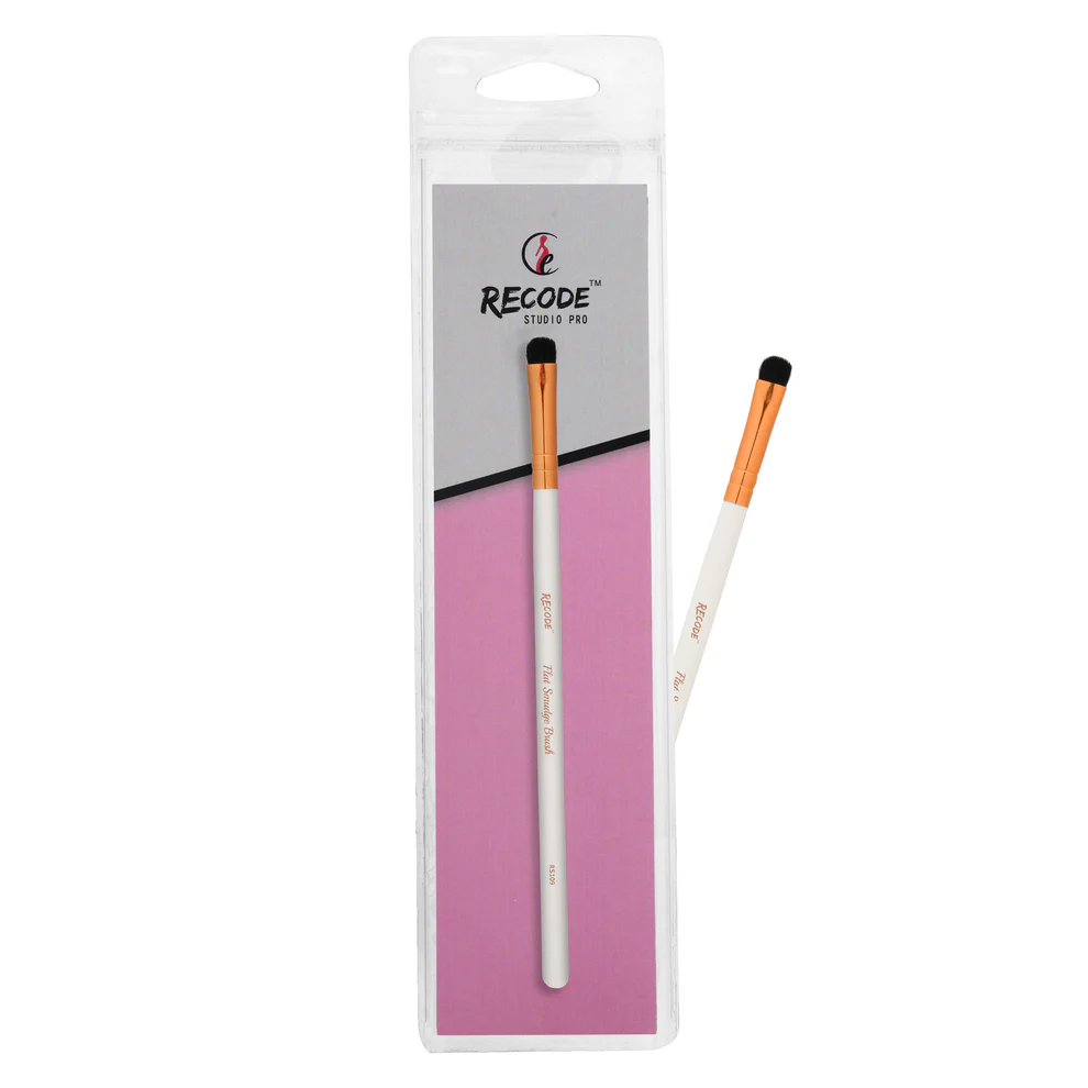 RS 109 Flat Smudge/Eyebrow Powder Brush - Recode - Image 2