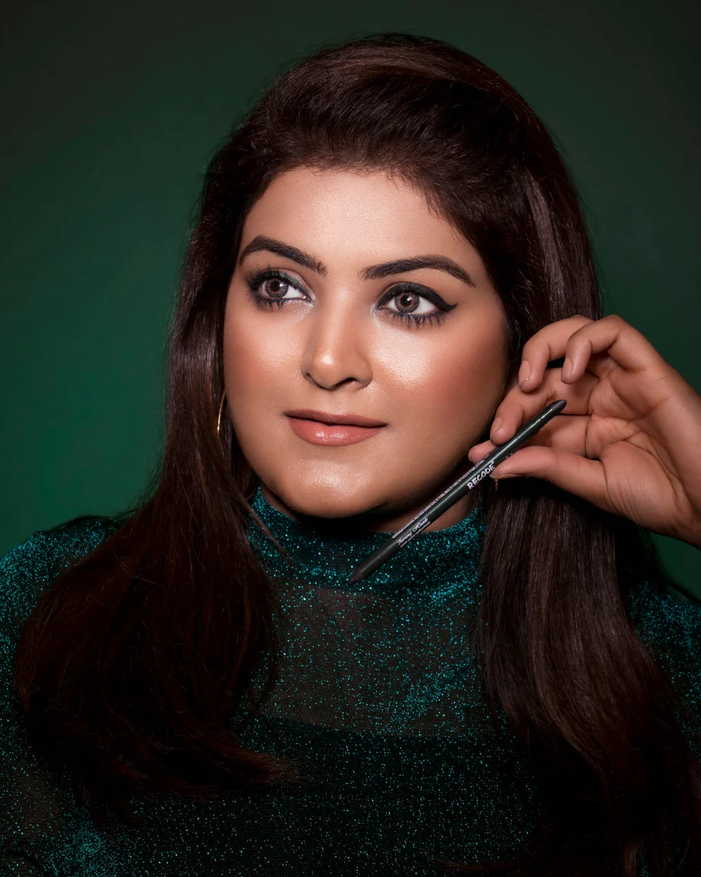 Recode Turning Heads Green Crayon Gel Eyeliner Cum Kajal Pencil 1.20 G - Image 2