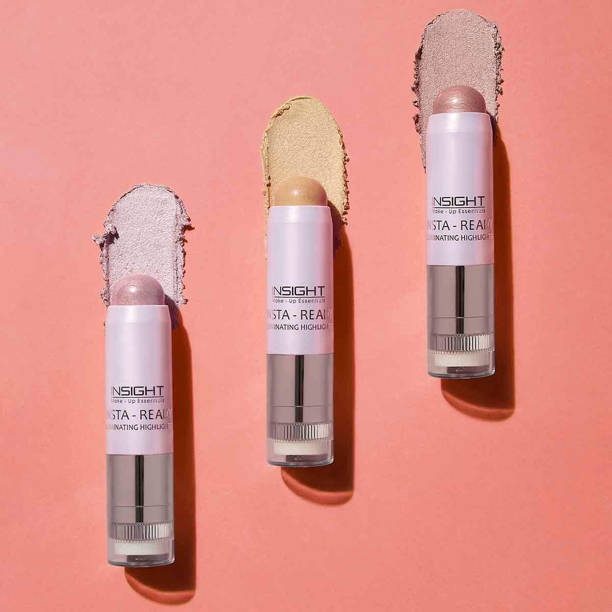 Insta-Ready Illuminating Highlighter Shade: Luminous - Image 2